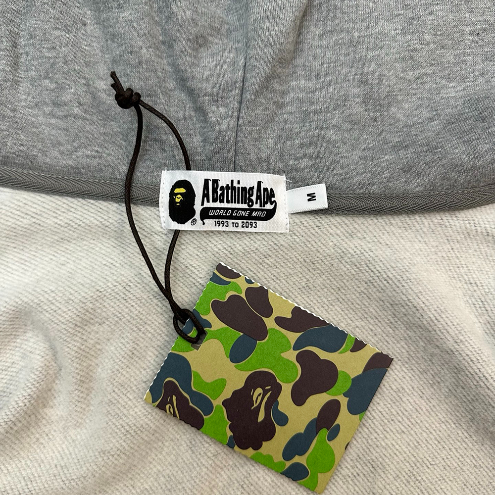 the neck tag