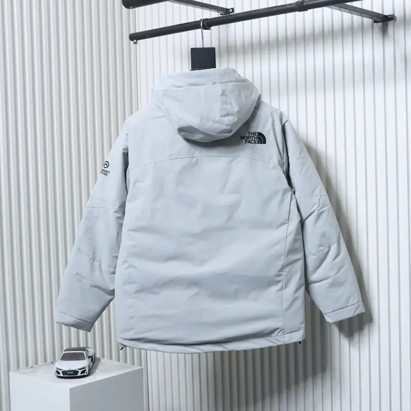 TNF Himalayan Mountaineering Series Hooded Down Jacket