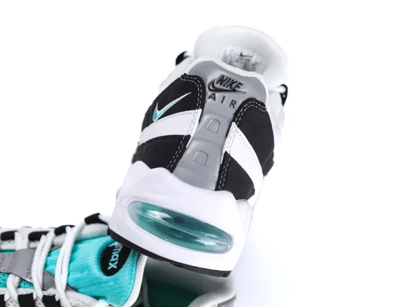 Air Max 95 OG Big Bubble Black Border - Image 5