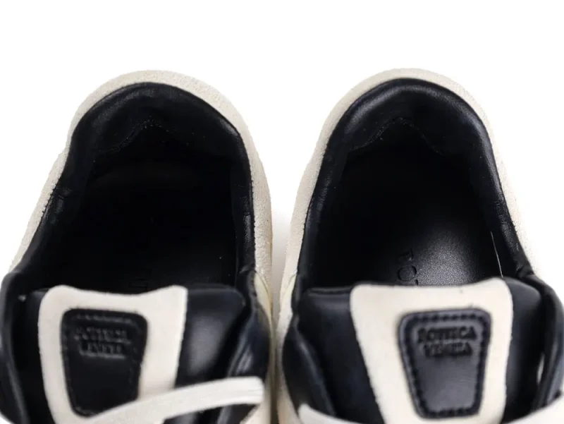 the shoe mouth