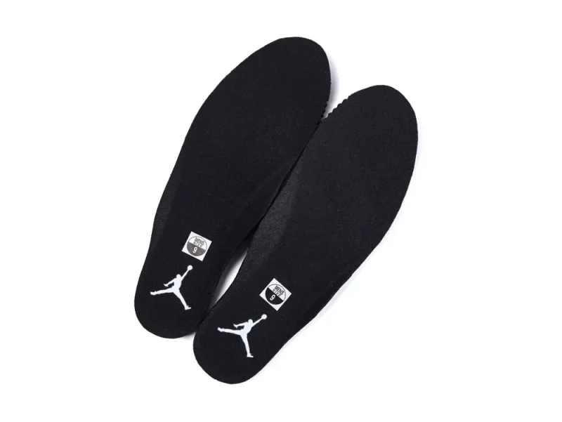 the black insole