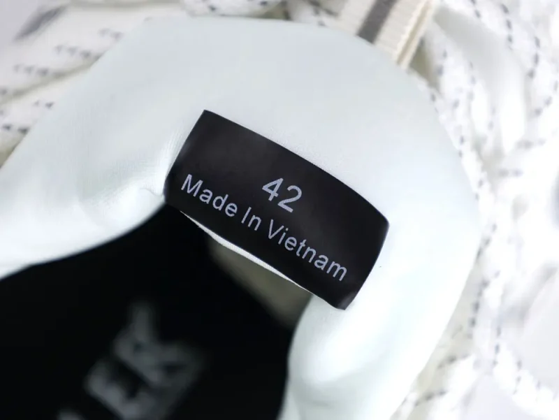the brand size label