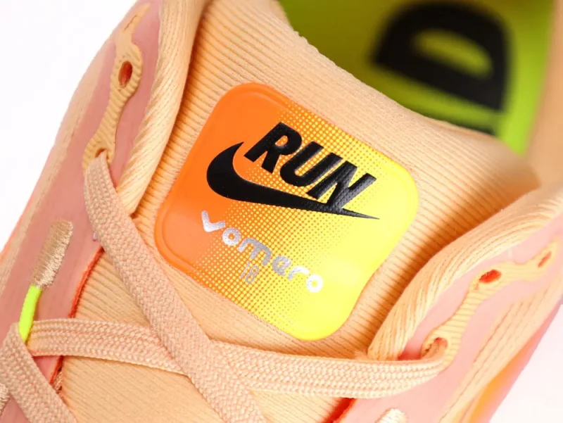 Nike shoe label with size details