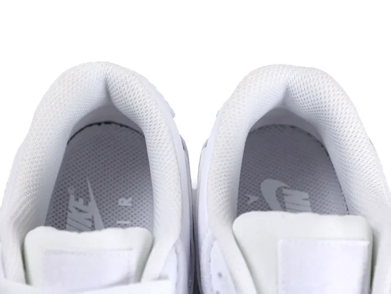 the shoe mouth