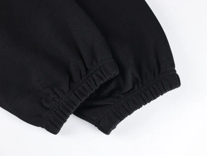 Tapered trouser legs