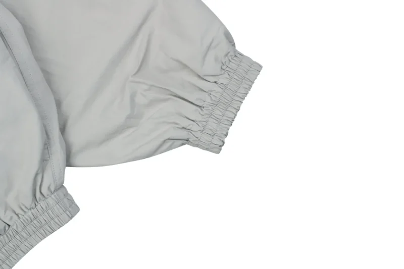 Sleeve