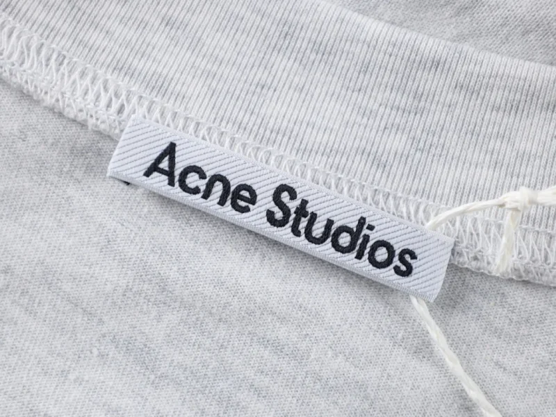 Tag with Brand