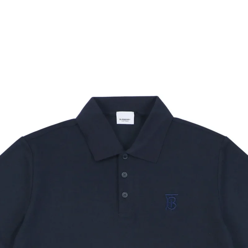 Neckline