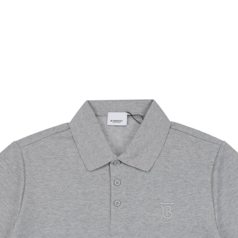Neckline