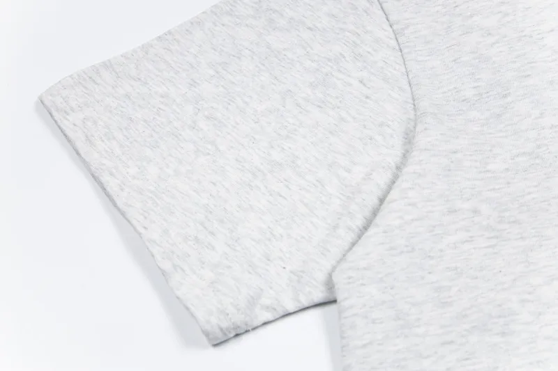 Sleeve Detail