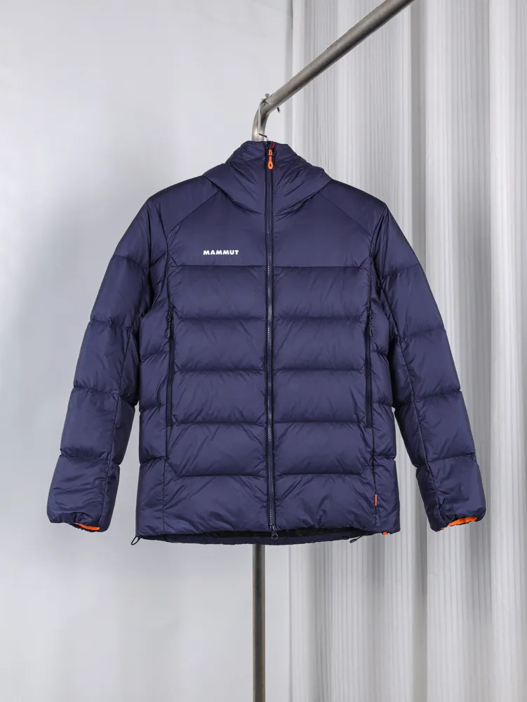 Mammut Lightweight Hooded Down Jacket
