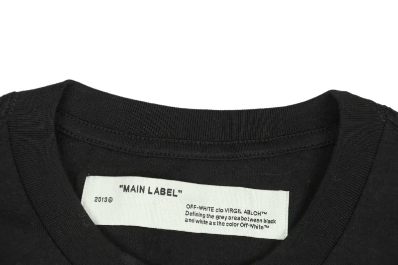 Neckline with Tag