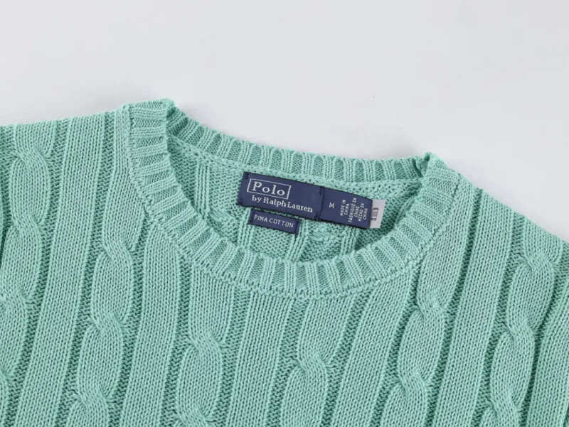 Neckline