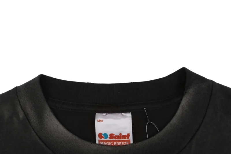 Neckline