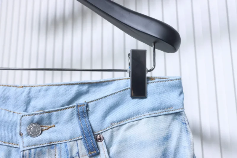 Half View Waistline