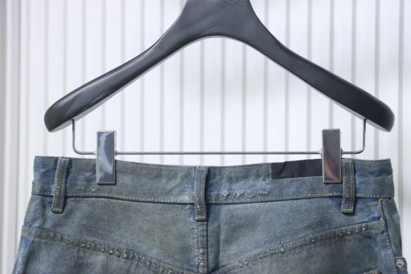 Back Waistline