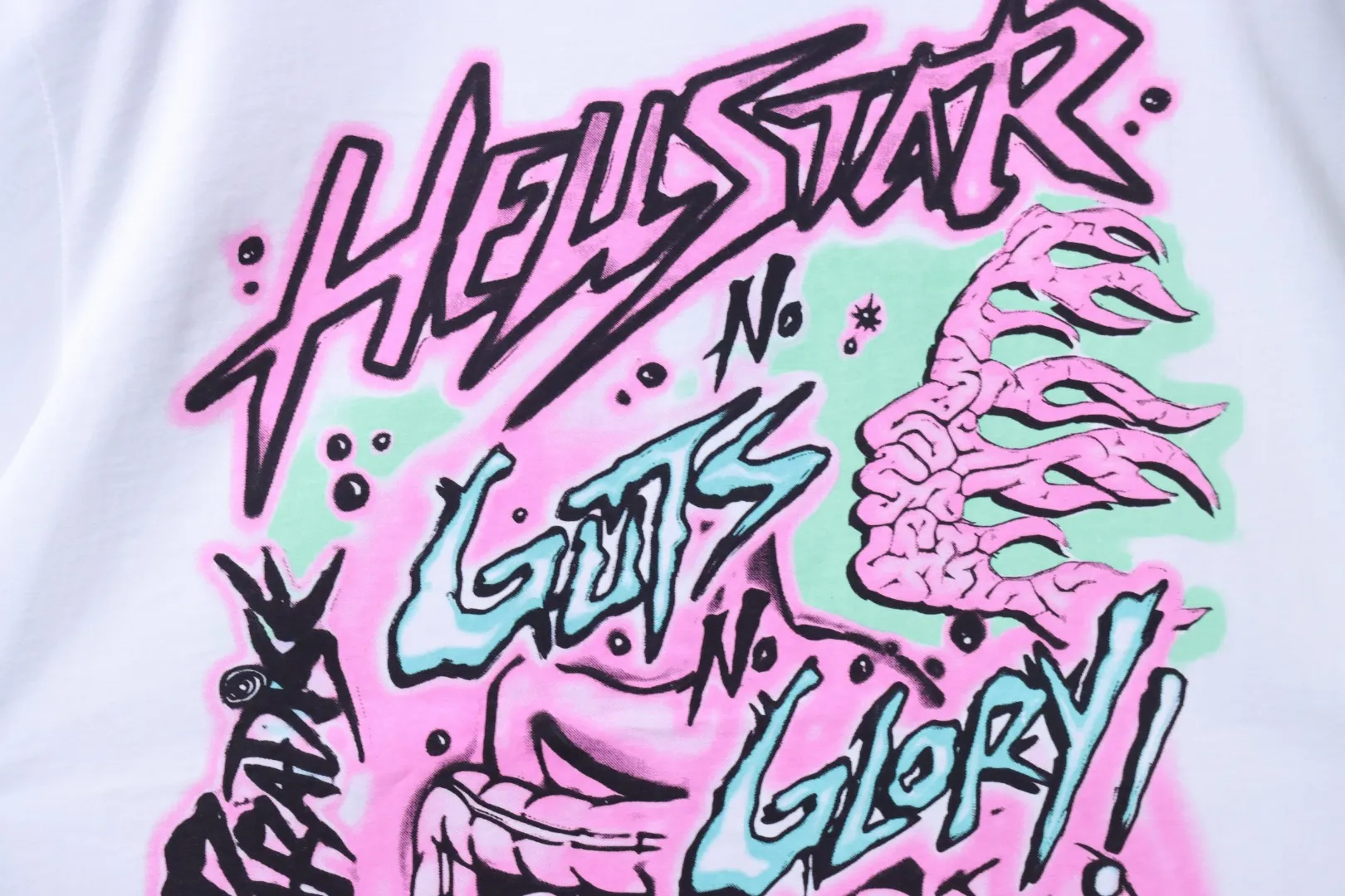Logo Print Graffitti