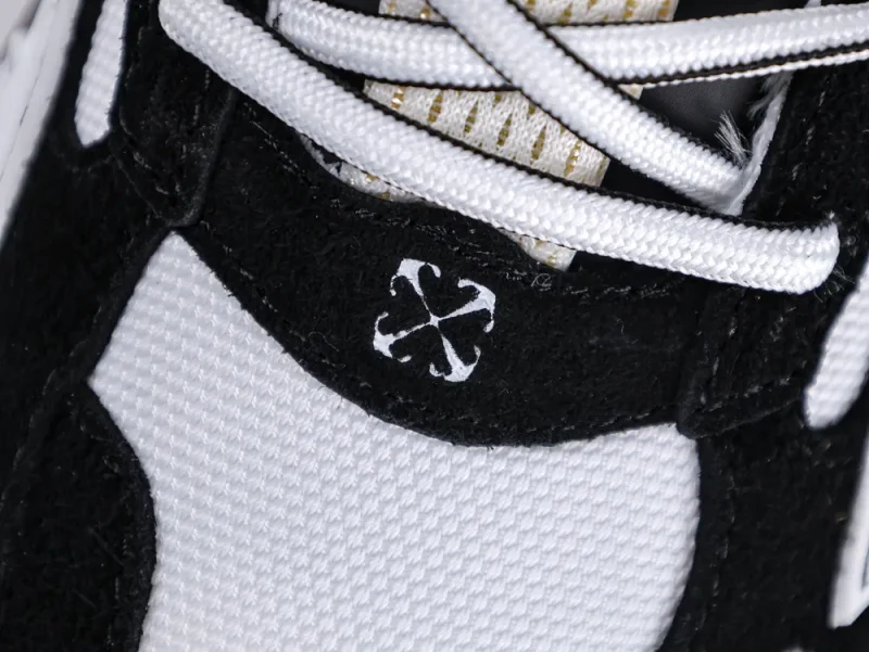 Off-White Be Right Back Sneakers White Black Logo Detail