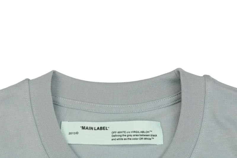 Neckline