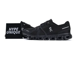 On Running Cloud 6 Black Sneakers Side View