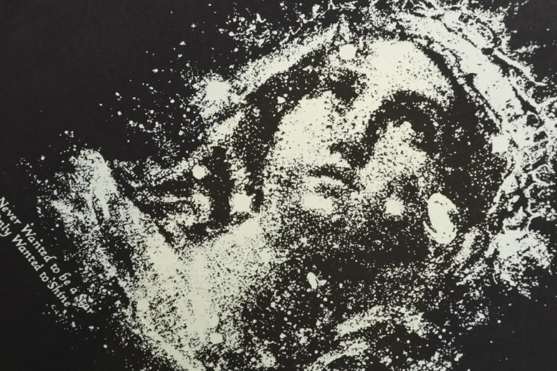 Close up Logo Madonna