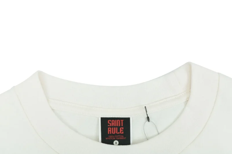 Neckline