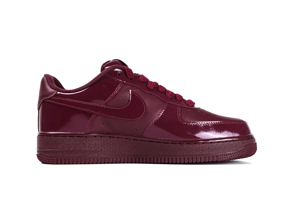 Syna x Air Force 1 '07 Dark Beetroot and Red Oxide right side view
