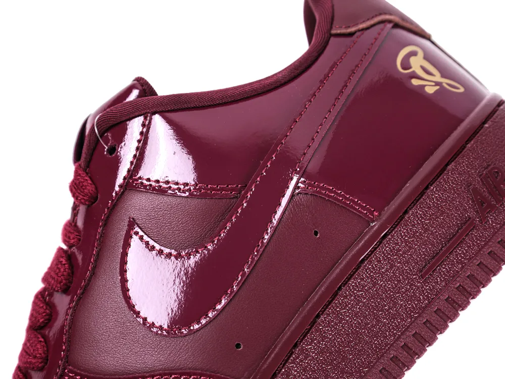 Syna x Air Force 1 '07 Dark Beetroot and Red Oxide glossy side swoosh detail
