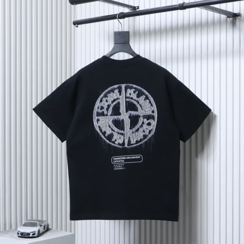 Back Blurred Compass Print Cotton T-Shirt Color Black