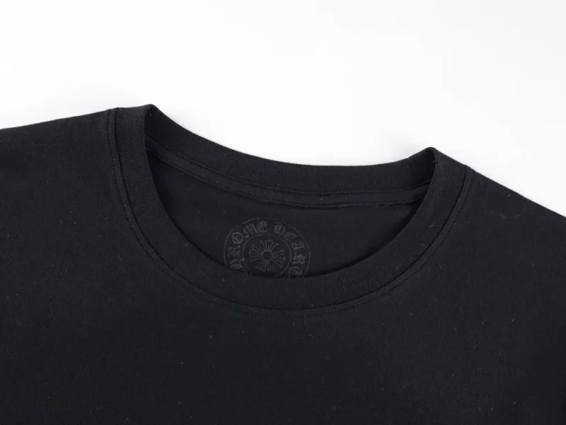 Neckline