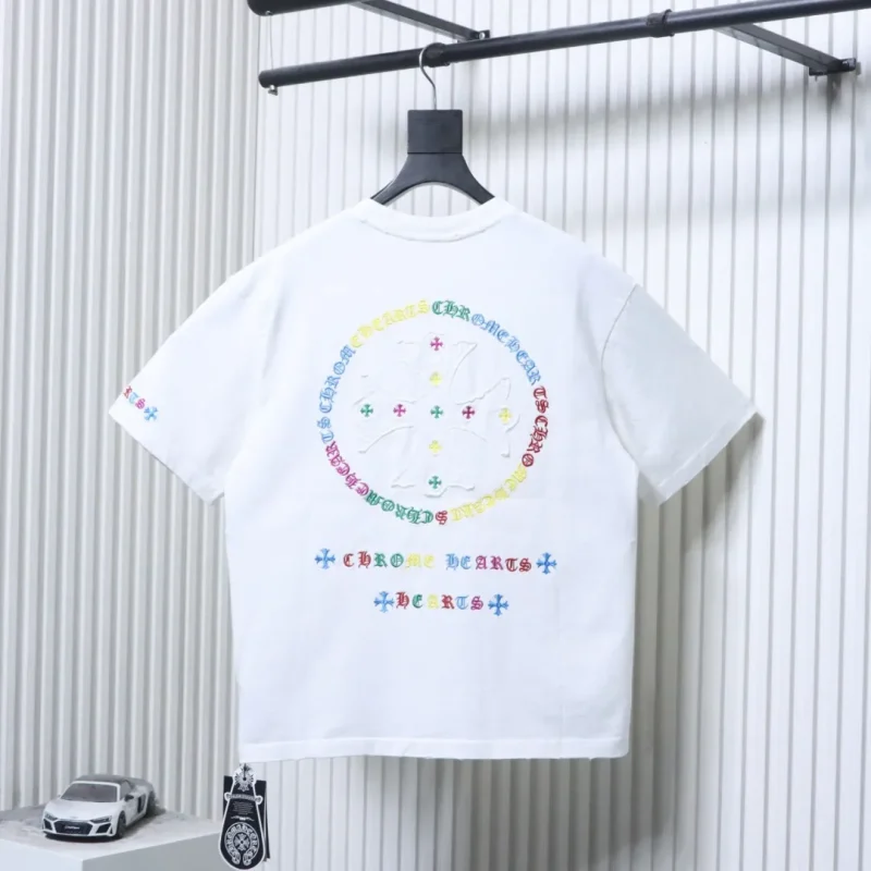 Back CH Colorful Horseshoe Logo Print Cotton T-Shirt