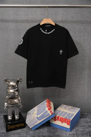 CH Cross Circle Pocket T-Shirt