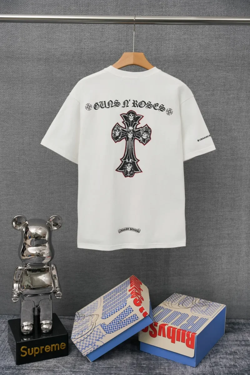 Back CH Guns N’ Roses Cross Graphic Pocket T-Shirt