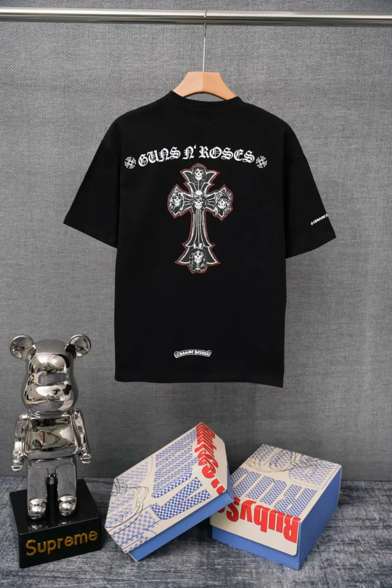 Back CH Guns N’ Roses Cross Graphic Pocket T-Shirt