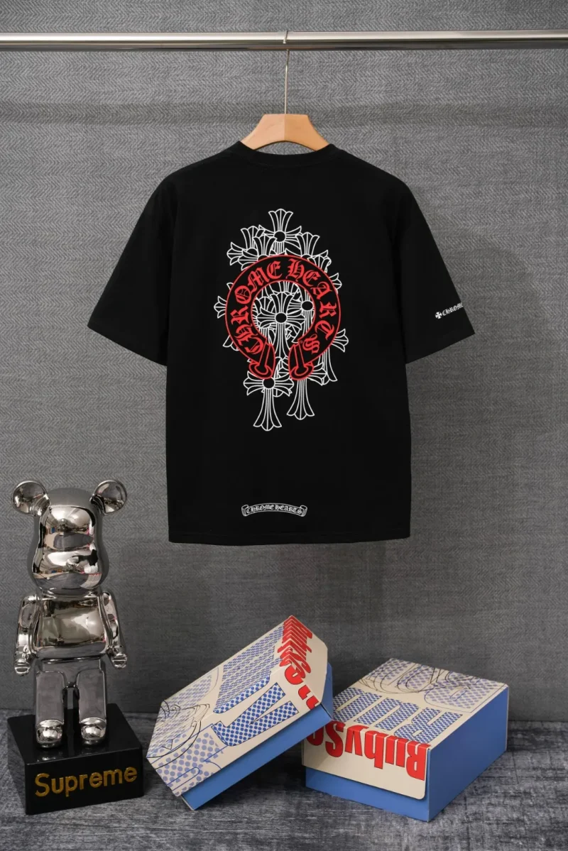 Back CH Horseshoe Cross Graphic Pocket T-Shirt