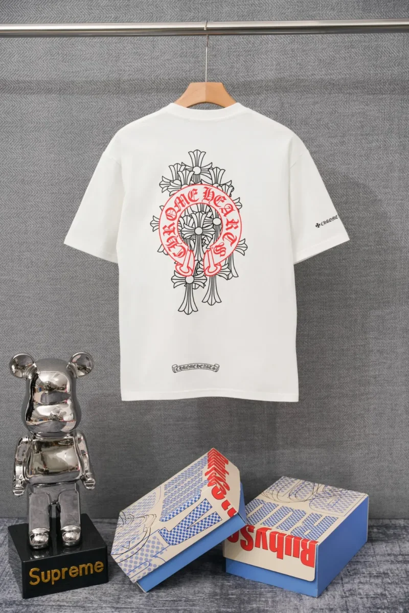 Back CH Horseshoe Cross Graphic Pocket T-Shirt