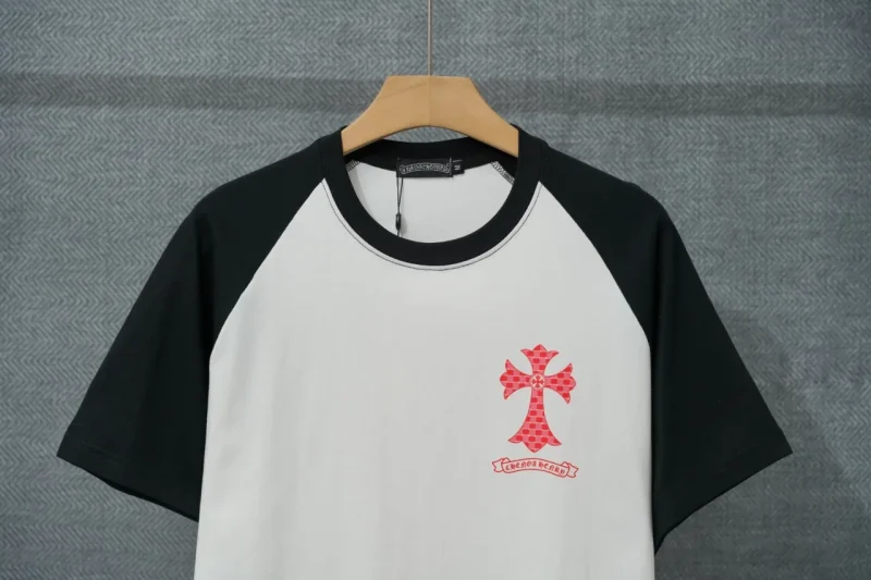 Neckline