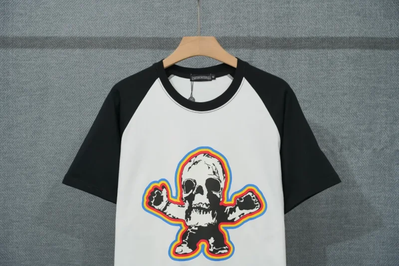 Neckline