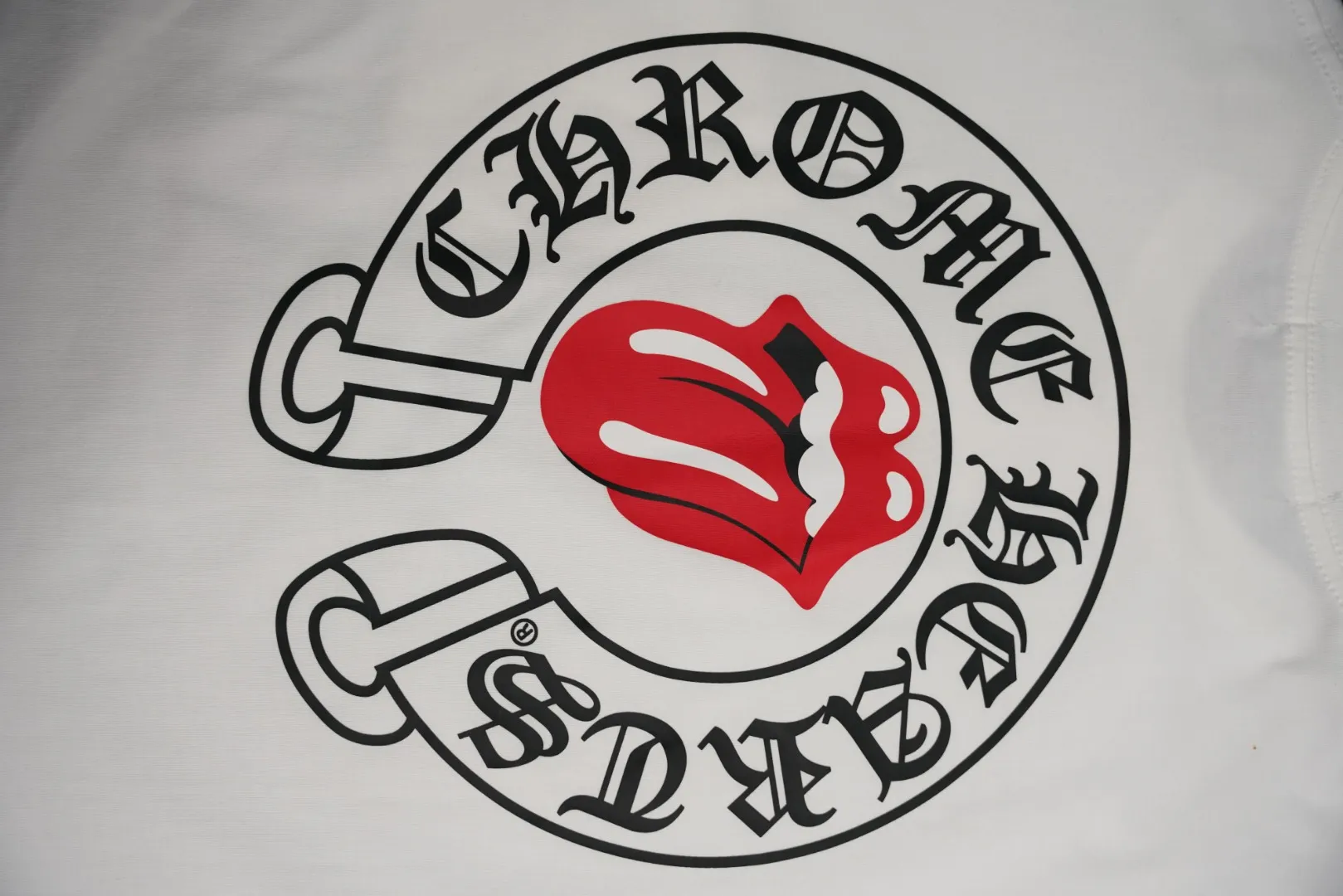 Red Tounge Logo