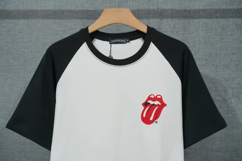 Neckline