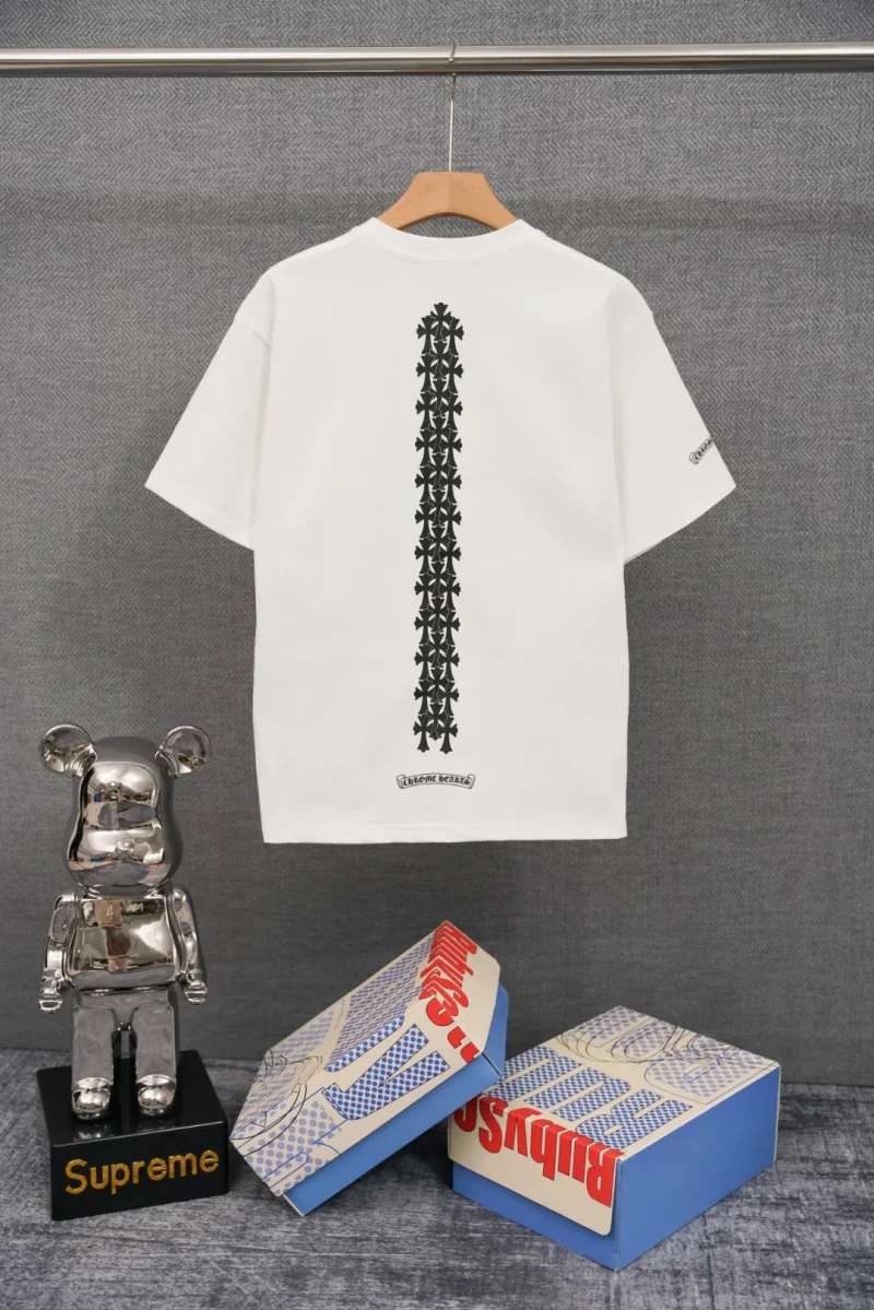 Back CH Vertical Cross Pocket T-Shirt