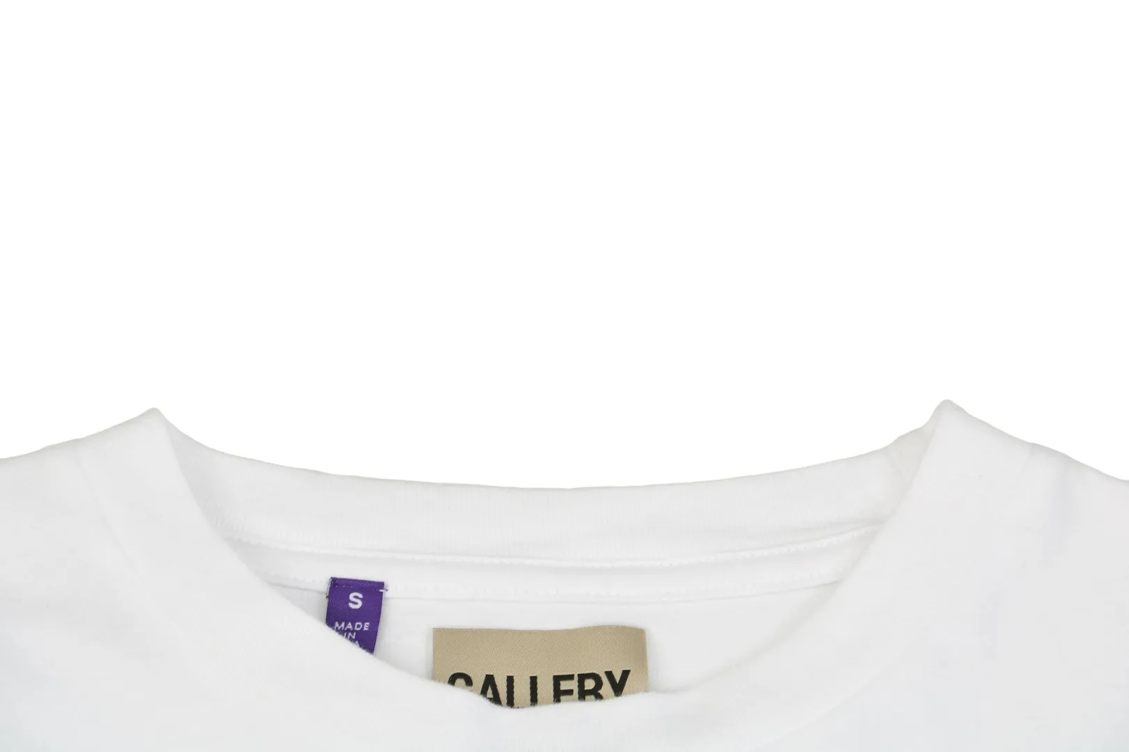 Neckline