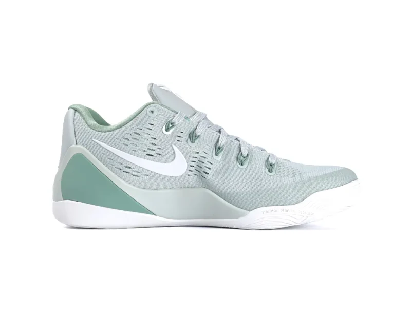 Right Side View of Kobe 9 Elite Low EM Protro Steam