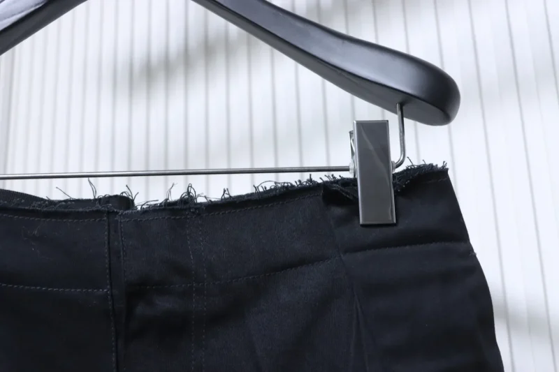 Half View Waistline
