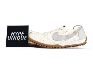 Moon Shoe SP x Jacquemus Soft Pearl Pair Profile Display