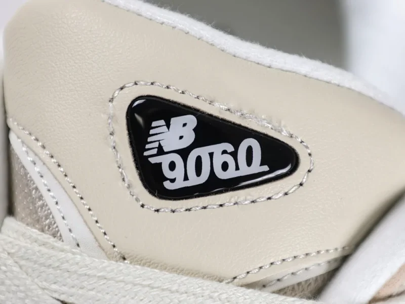 Logo Patch NB 9060