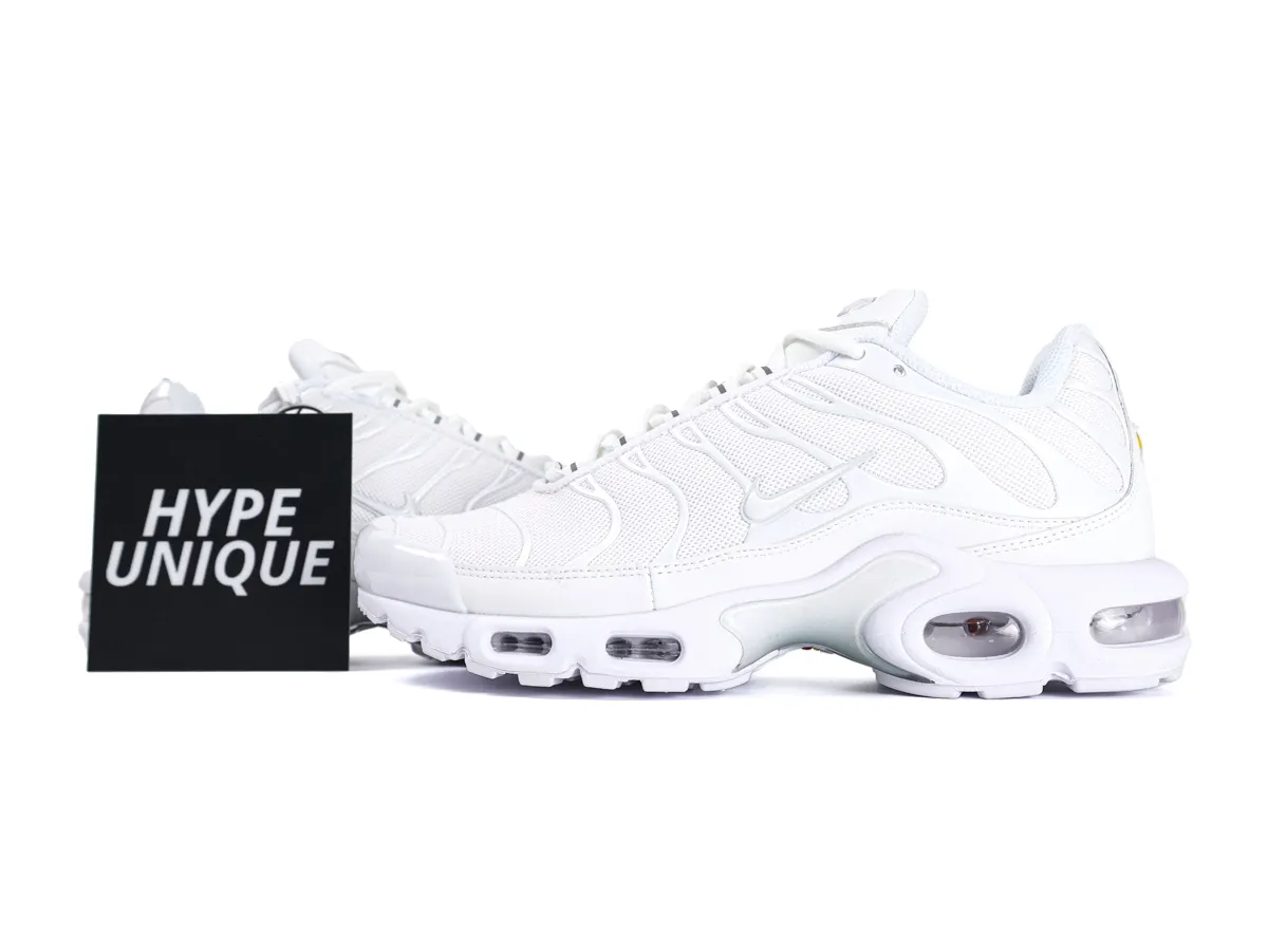 Air Max Plus Triple White Pure Platinum Side Profile