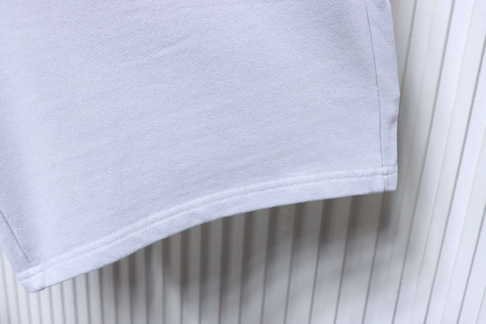 Bottom Hem Detail