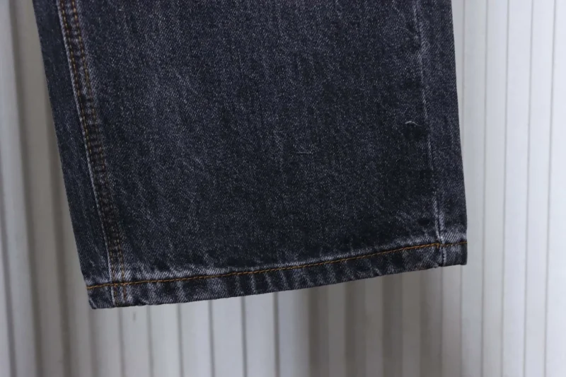 Bottom Hem Detail