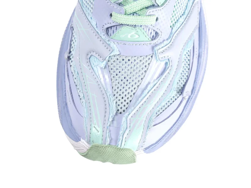 Mesh Toe box
